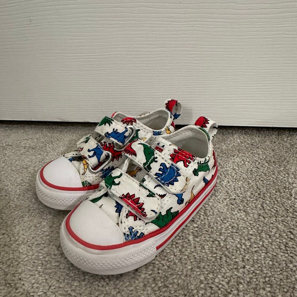 Converse Chuck Taylor All Star 2V sneakers Velcro toddler baby boy size 5 dino
